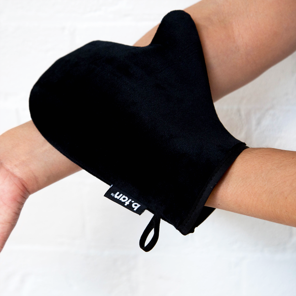 i don't want tan on my hands...